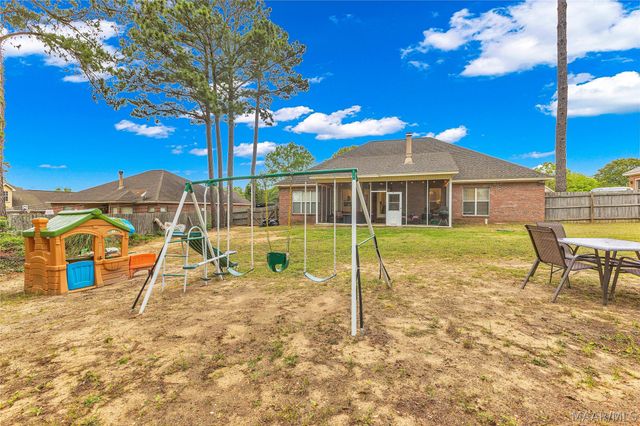 707 Pinetuckett Parkway, Deatsville, AL 36022