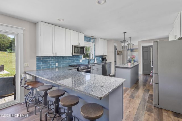 192 Yorkshire Terrace, Wrightstown, NJ 08562