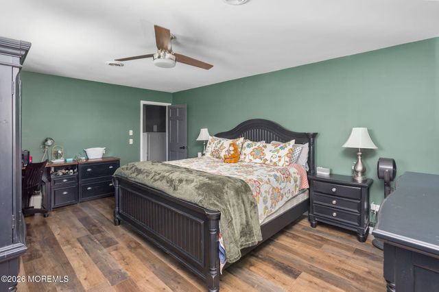192 Yorkshire Terrace, Wrightstown, NJ 08562