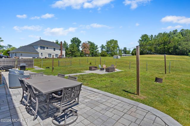 192 Yorkshire Terrace, Wrightstown, NJ 08562