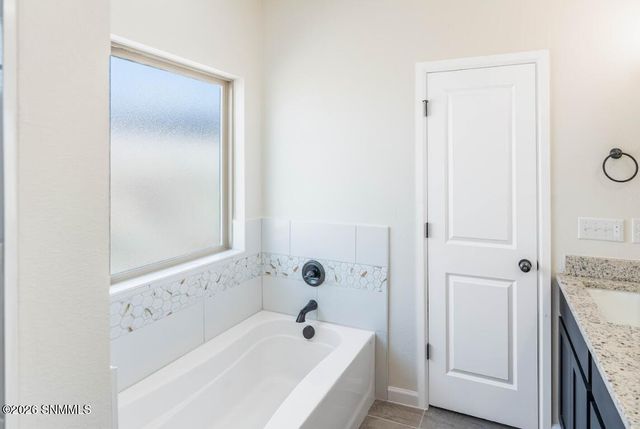 1141 Bronze Hill Avenue, Santa Teresa, NM 88008