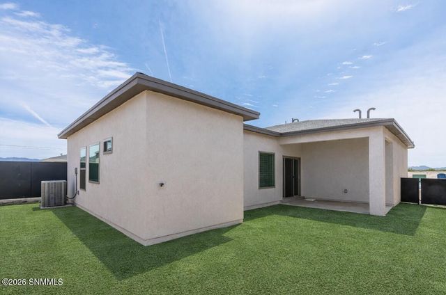 1141 Bronze Hill Avenue, Santa Teresa, NM 88008