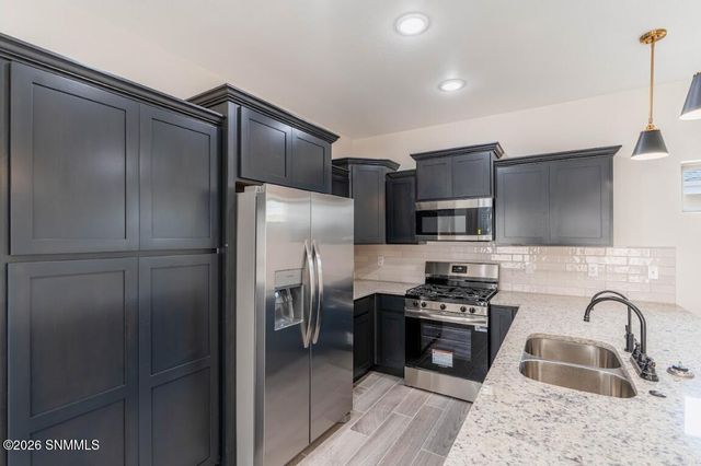 1141 Bronze Hill Avenue, Santa Teresa, NM 88008