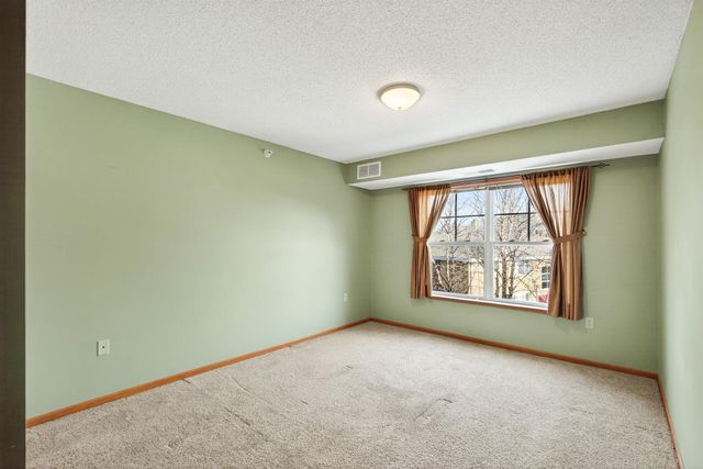 5650 Boone Avenue N 310, New Hope, MN 55428