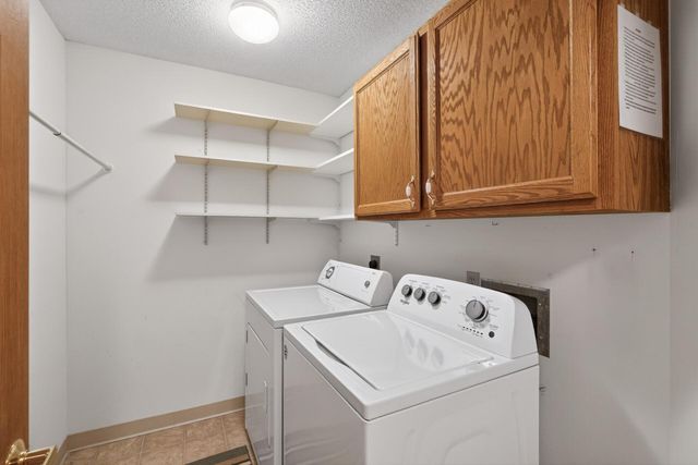 5650 Boone Avenue N 310, New Hope, MN 55428