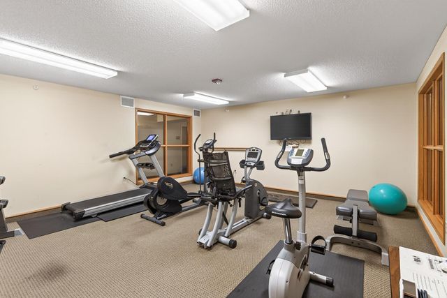 5650 Boone Avenue N 310, New Hope, MN 55428