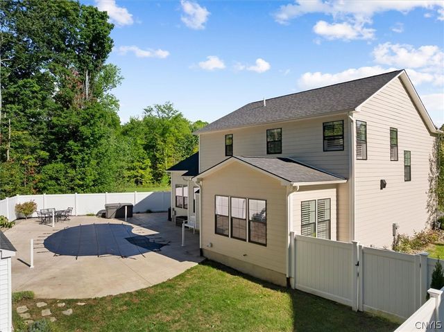 193 Giddings Trail, Lysander, NY 13027