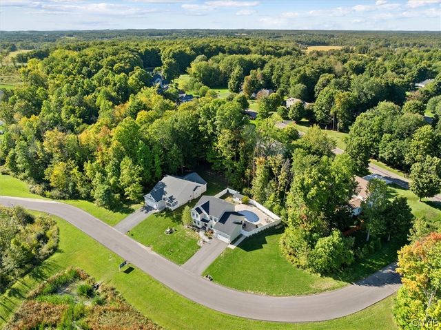 193 Giddings Trail, Lysander, NY 13027