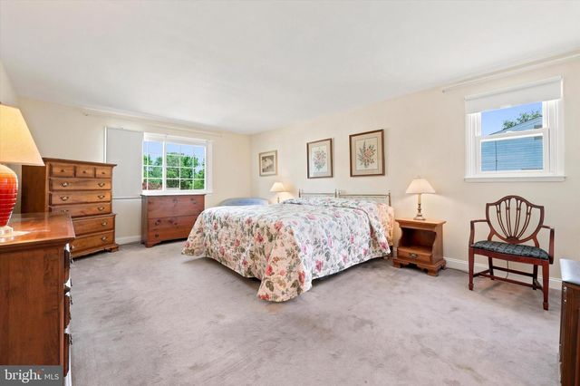 2229 OAKWYN RD, Lafayette Hill, PA 19444