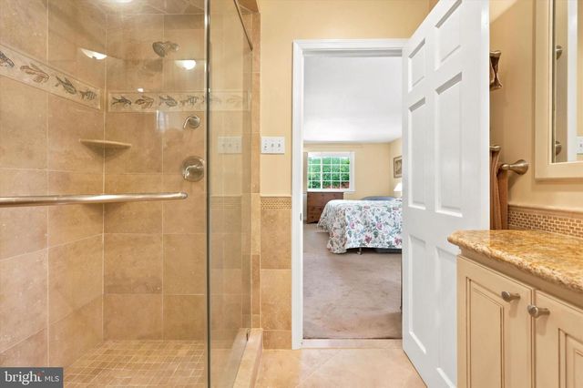 2229 OAKWYN RD, Lafayette Hill, PA 19444