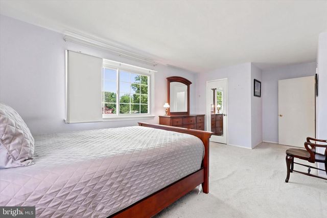 2229 OAKWYN RD, Lafayette Hill, PA 19444