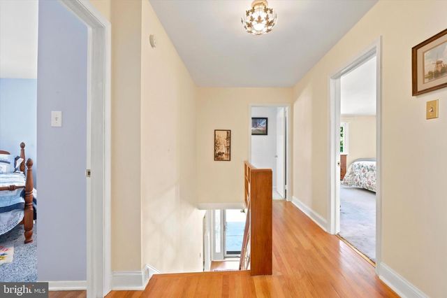 2229 OAKWYN RD, Lafayette Hill, PA 19444