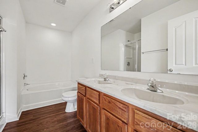 4615 Potters Glen Road, Charlotte, NC 28269