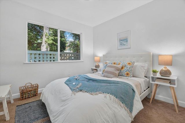 755 14th Avenue 315, Santa Cruz, CA 95062