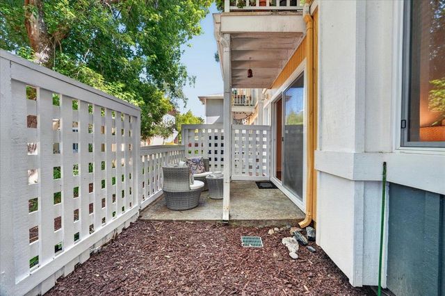 755 14th Avenue 315, Santa Cruz, CA 95062