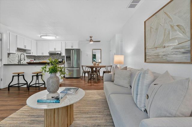 755 14th Avenue 315, Santa Cruz, CA 95062