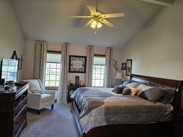 502 Hunters Ridge, Auburn, IN 46706