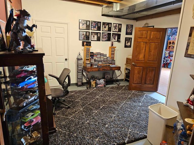 502 Hunters Ridge, Auburn, IN 46706