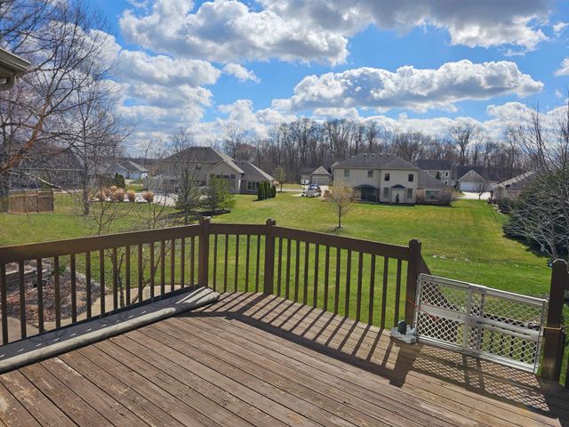 502 Hunters Ridge, Auburn, IN 46706