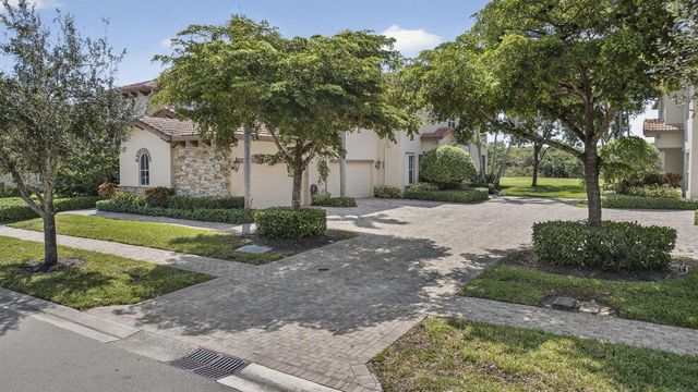 10418 Orchid Reserve Drive 13d, West Palm Beach, FL 33412