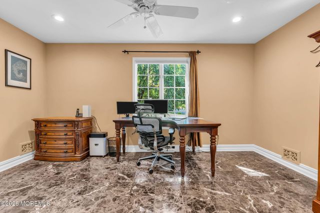 29 Red Coach Lane, Holmdel, NJ 07733