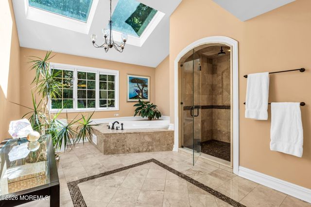 29 Red Coach Lane, Holmdel, NJ 07733