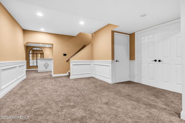 29 Red Coach Lane, Holmdel, NJ 07733