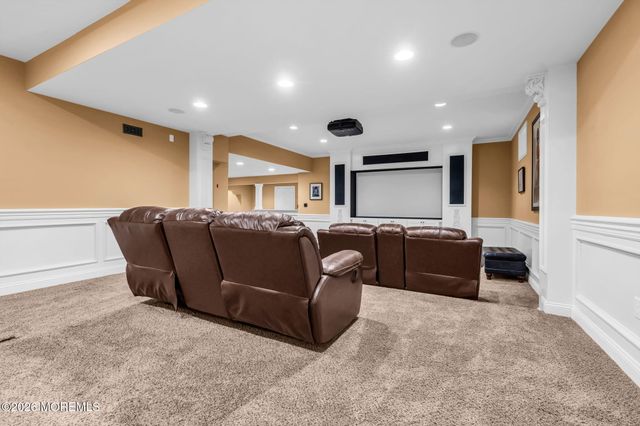 29 Red Coach Lane, Holmdel, NJ 07733