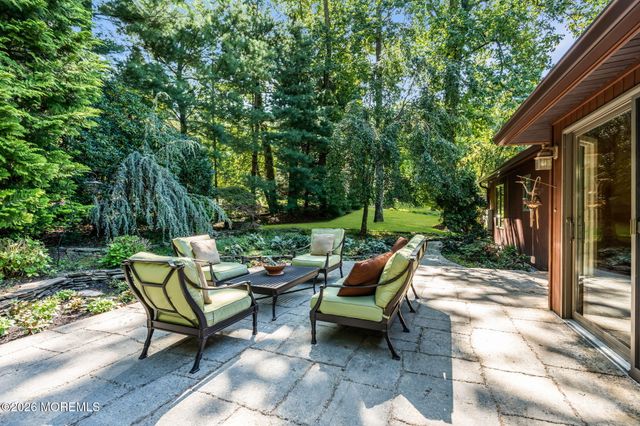29 Red Coach Lane, Holmdel, NJ 07733