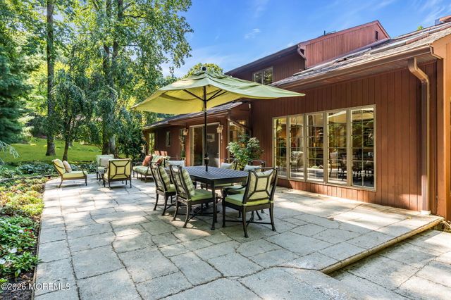 29 Red Coach Lane, Holmdel, NJ 07733