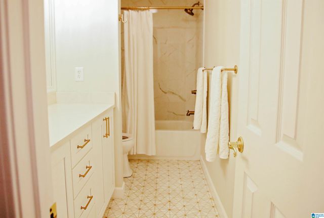 36 OAKHURST DRIVE, Oxford, AL 36203