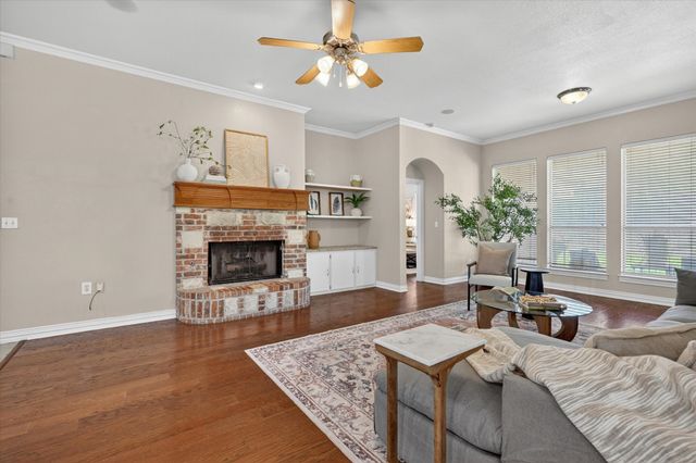 9713 Corral Drive, Fort Worth, TX 76244