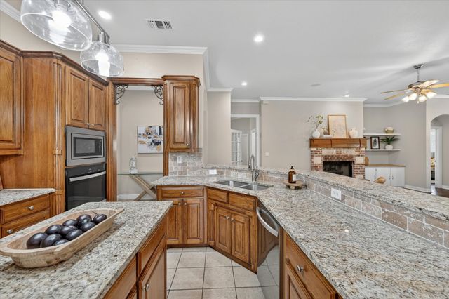 9713 Corral Drive, Fort Worth, TX 76244