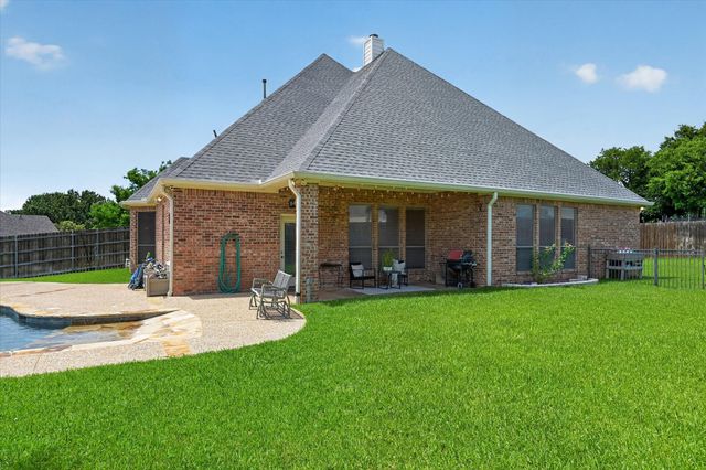 9713 Corral Drive, Fort Worth, TX 76244