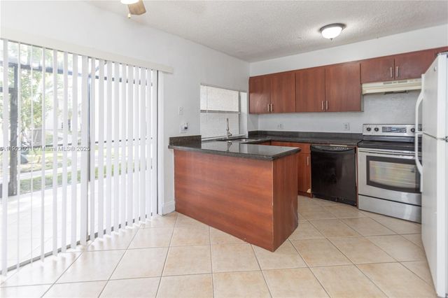 4415 Treehouse Ln C, Tamarac, FL 33319