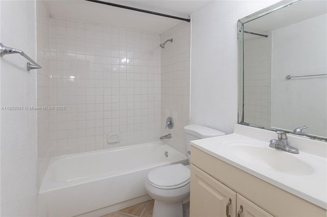 4415 Treehouse Ln C, Tamarac, FL 33319