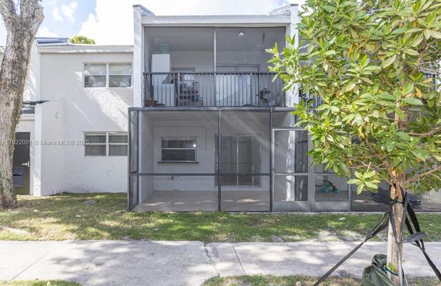 4415 Treehouse Ln C, Tamarac, FL 33319