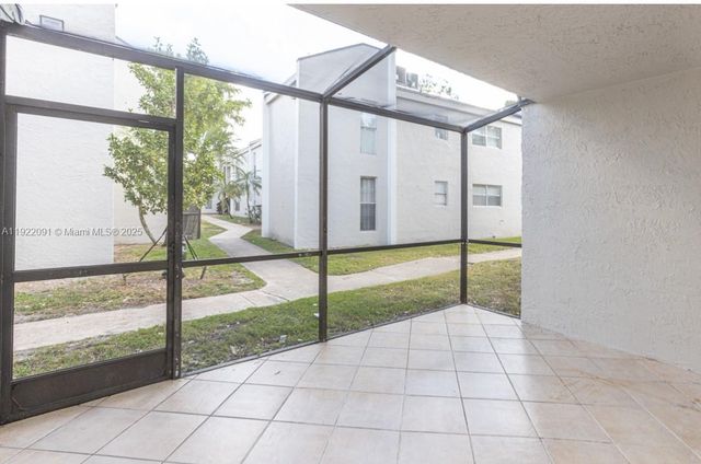 4415 Treehouse Ln C, Tamarac, FL 33319