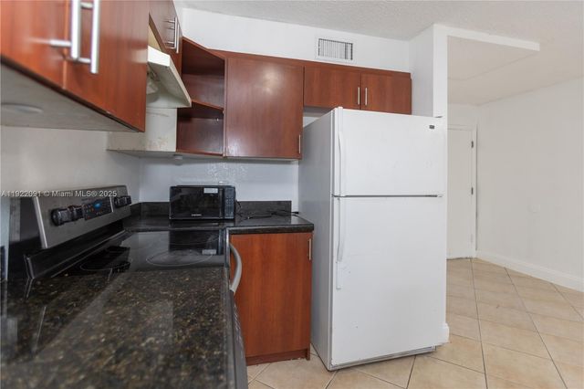 4415 Treehouse Ln C, Tamarac, FL 33319