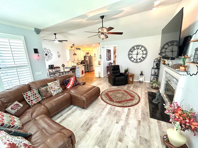 21105 Silver Moon Lake Way, Crest Hill, IL 60403