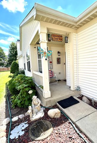 21105 Silver Moon Lake Way, Crest Hill, IL 60403