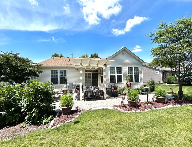 21105 Silver Moon Lake Way, Crest Hill, IL 60403