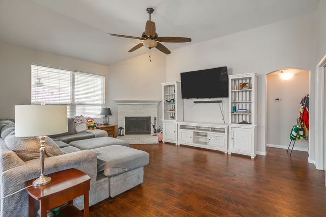 4220 Highgate Road, Fort Worth, TX 76244