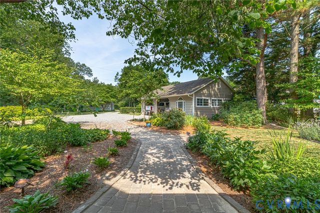 196 Summer Haven Dr, Reedville, VA 22539