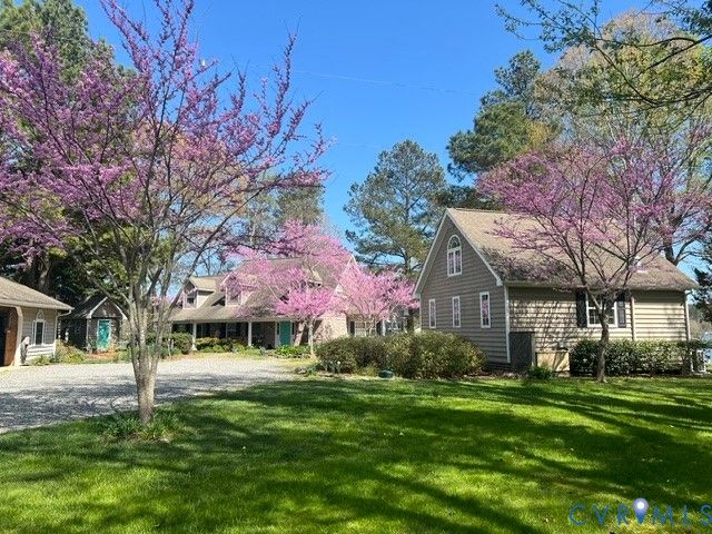 196 Summer Haven Dr, Reedville, VA 22539