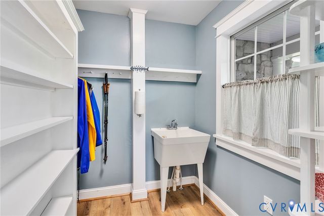 196 Summer Haven Dr, Reedville, VA 22539