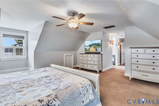 196 Summer Haven Dr, Reedville, VA 22539