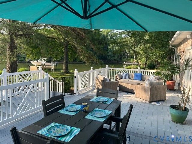 196 Summer Haven Dr, Reedville, VA 22539