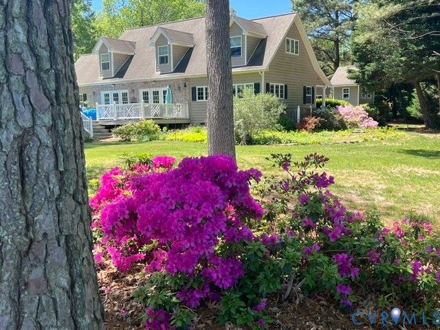 196 Summer Haven Dr, Reedville, VA 22539