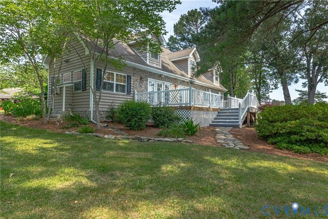 196 Summer Haven Dr, Reedville, VA 22539